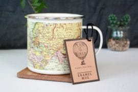 mug-da-viaggiatore-con-planisfero